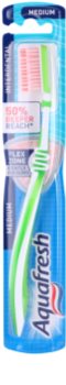 Aquafresh Interdental зубна щітка середньої жорсткості