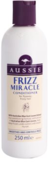 Aussie Frizz Miracle uhlazující kondicionér pro nepoddajné a krepatějící se vlasy