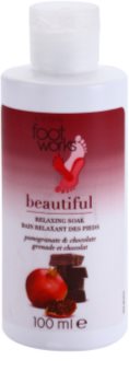 Avon Foot Works Beautiful entspannendes Fußbad mit Granatapfel und Schokolade