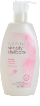 Avon Simply Delicate gel de banho de higiene íntima para mulheres com fragrância floral