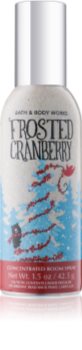 Bath & Body Works Frosted Cranberry pršilo za dom 42,5 g