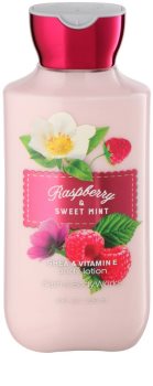 Bath & Body Works Raspberry & Sweet Mint tělové mléko pro ženy 236 ml