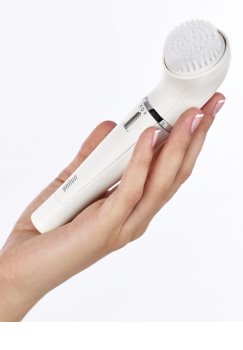 Braun Face 831 Epilator with Facial Cleansing Extension