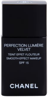 Chanel Perfection Lumière Velvet zamatový make-up pre matný vzhľad