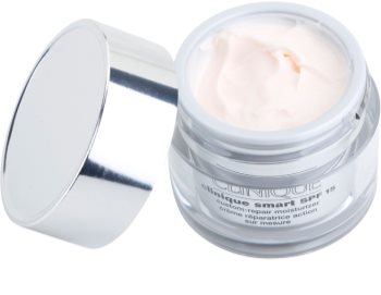 Clinique Clinique Smart denný hydratačný krém proti vráskam pre mastnú pleť SPF 15