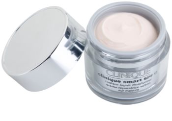 Clinique Clinique Smart crema anti-rid hidratanta pentru ten uscat și combinat crema anti-rid hidratanta pentru ten uscat și foarte uscat SPF 15