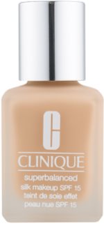 Clinique Superbalanced Silk шовковистий тональний засіб SPF 15