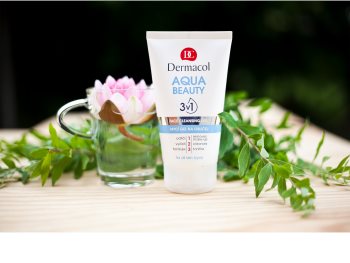 Dermacol Aqua Beauty umývací gél na tvár 3v1