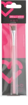 Diva & Nice Cosmetics Accessories закруглений пензлик для нанесення тіней для повік