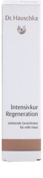 Dr. Hauschka Facial Care intenzív regeneráló ápolás érett bőrre