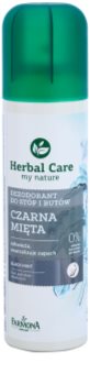 Farmona Herbal Care Black Mint deodorant ve spreji na nohy a do bot