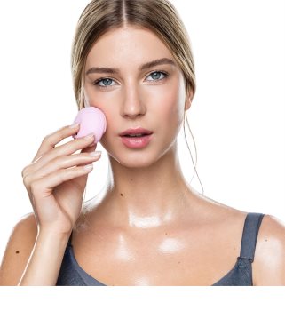 FOREO Luna™ Go čistilna sonična naprava potovalno pakiranje
