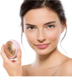 FOREO UFO™ aparelho sónico para acelerar os efeitos de máscara facial