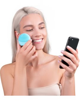 FOREO Luna™ Fofo inteligentní čisticí kartáček pro všechny typy pleti
