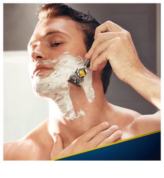 Gillette Fusion Proshield holicí strojek + náhradní břity 4 ks