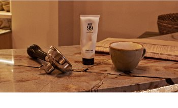 House 99 Greater Look crema de fata hidratanta