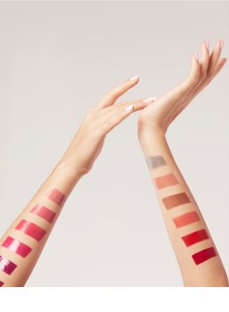L’Oréal Paris Color Riche Shine rouge à lèvres ultra-brillant