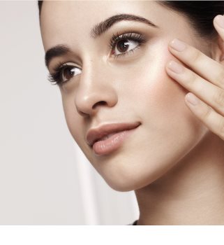 L’Oréal Paris Wake Up & Glow La Vie En Glow paleta cu crema iluminatoare