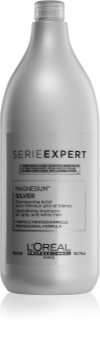 L’Oréal Professionnel Serie Expert Silver ezüst sampon semlegesíti a sárgás tónusokat
