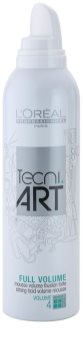 L’Oréal Professionnel Tecni Art Volume pena so silnou fixáciou pre objem