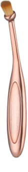 Makeup Revolution Pro Precision Brush pensulă rotundă pentru aplicarea fardului de pleoape