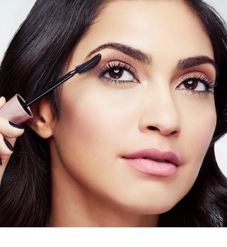 Maybelline Lash Sensational máscara reforçadora para pestanas cheias