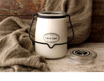 Milkhouse Candle Co. Creamery Warm Wool lumânare parfumată 624 g Butter Jar