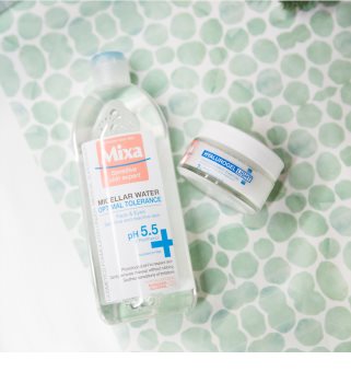 MIXA Hyalurogel Light creme facial hidratante com ácido hialurónico