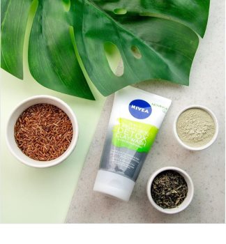 Nivea Urban Skin razstrupljevalna čistilna krema 3v1