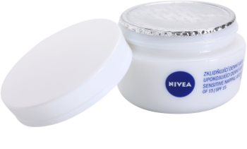Nivea Face crema de día calmante para pieles sensibles