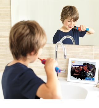 Oral B Star Wars električna zobna ščetka z etuijem