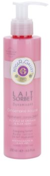 Roger & Gallet Gingembre Rouge vlažilni losjon za telo za normalno in suho kožo