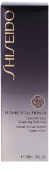 Shiseido Future Solution LX Feuchtigkeitstonikum strafft die Haut und verfeinert Poren