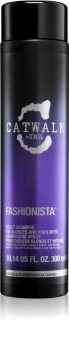 TIGI Catwalk Fashionista shampoing violet pour cheveux blonds et méchés