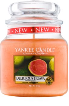 Yankee Candle Delicious Guava Mirisna svijeća 104 g Classic mala