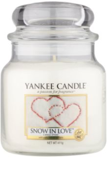 Yankee Candle Snow in Love vonná sviečka Classic stredná