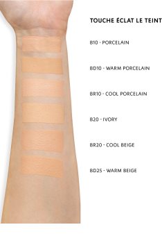 Yves Saint Laurent Touche Éclat Le Teint fondotinta illuminante lunga tenuta SPF 22