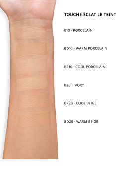 Yves Saint Laurent Touche Éclat Le Teint fond de teint éclat longue tenue SPF 22