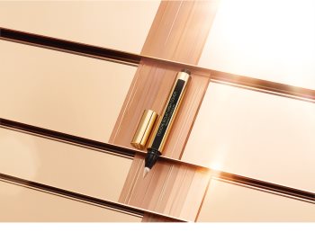 Yves Saint Laurent Touche Éclat High Cover posvjetljujući korektor u olovci za punu pokrivenost