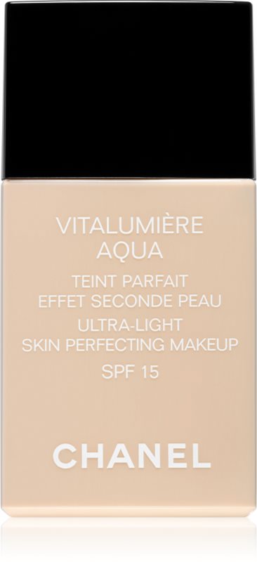 Chanel Vitalumière Aqua ultra lahka podlaga za sijoč videz