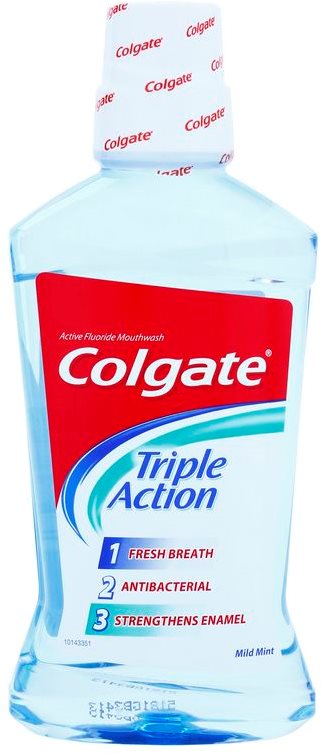 Colgate Triple Action antibakteriální ústní voda pro svěží dech