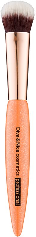 Diva & Nice Cosmetics Professional čopič za osvetljevalec