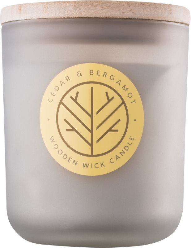 DW Home Cedar & Bergamont Geurkaars 320,35 gr met een houten lont