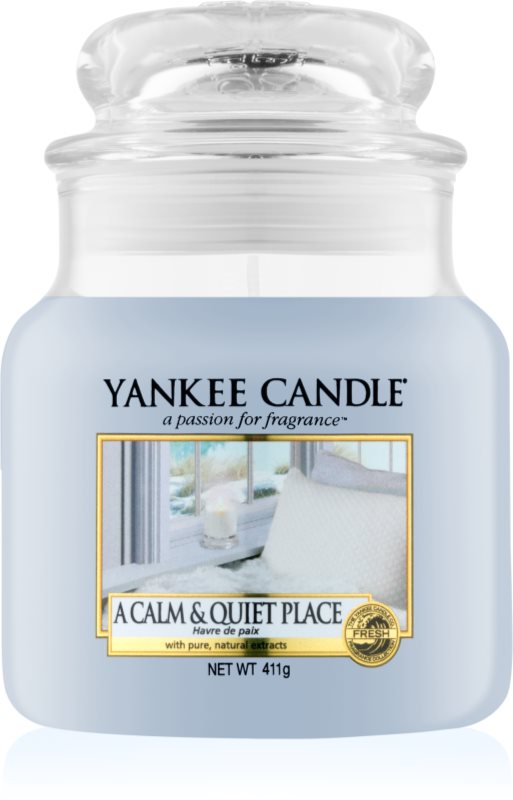Yankee Candle A Calm & Quiet Place vonná svíčka 411 g Classic střední