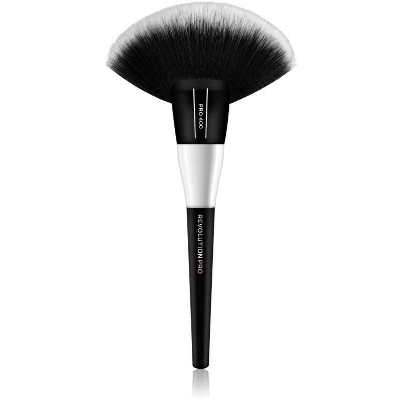 

Revolution PRO Brush 400 велика щіточка для обличчя
