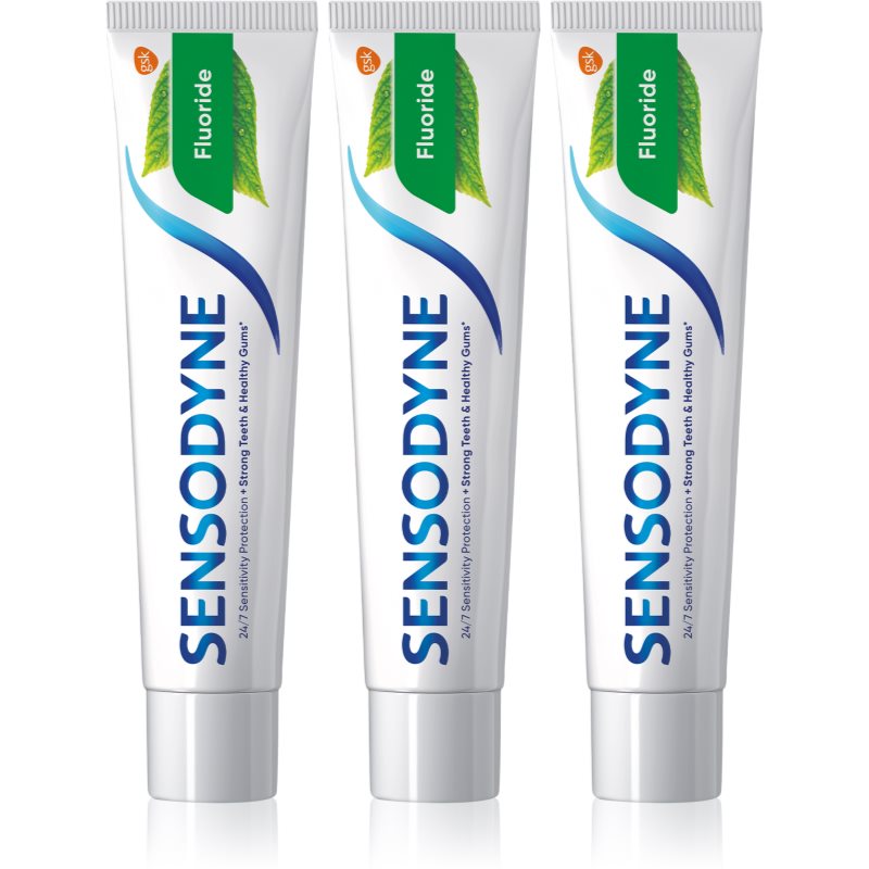 Sensodyne Fluoride zubní pasta pro citlivé zuby 3x75 ml Image