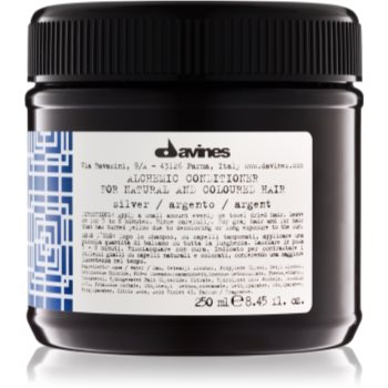 Davines alchemic silver balsam hidratant pentru a evidentia culoarea parului