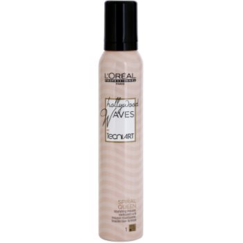 L’Oréal Professionnel Tecni Art Hollywood Waves spuma pentru bucle flexibile