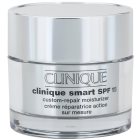 Clinique Clinique Smart denní hydratační krém proti vráskám pro suchou až velmi suchou pleť SPF 15