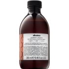 Davines Alchemic Copper sampon pentru a evidentia culoarea parului